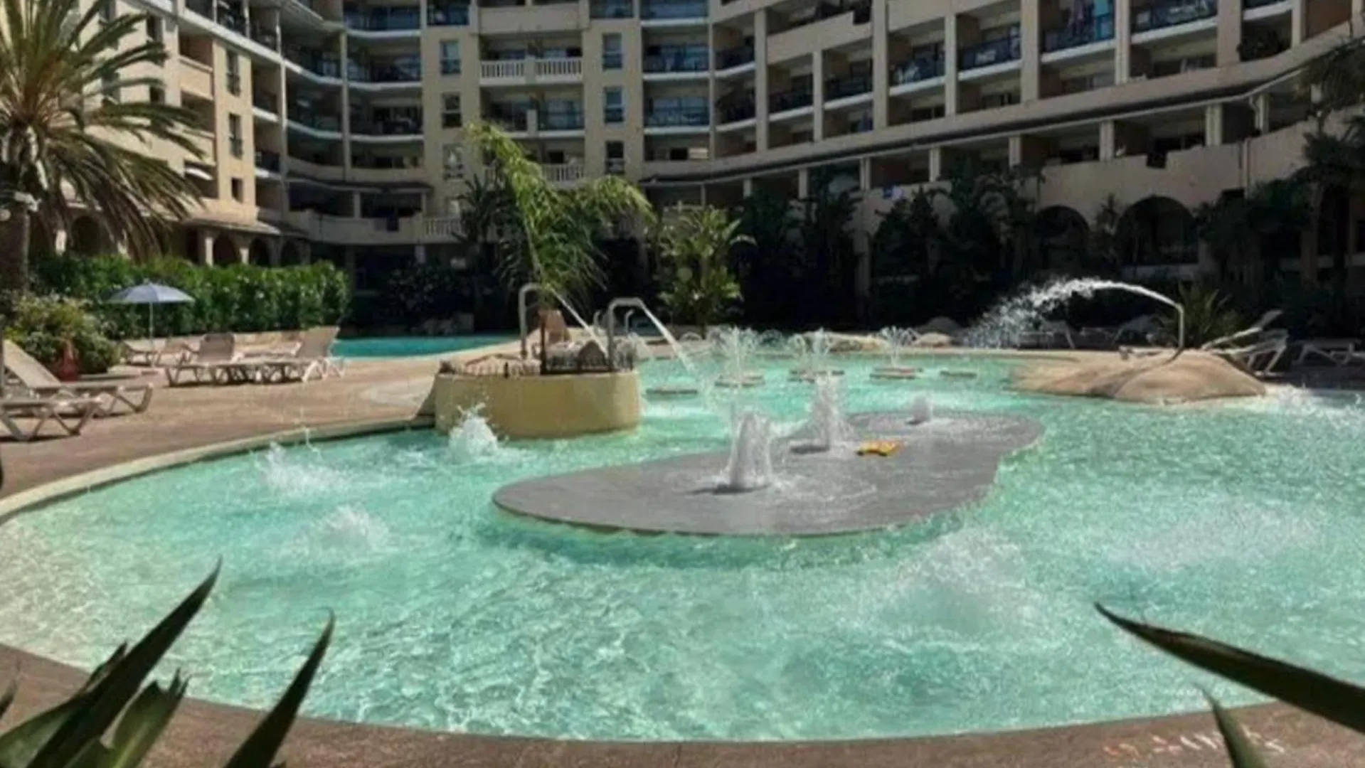 Beautiful Apartment With Sea View In Cannes 5 Pers France