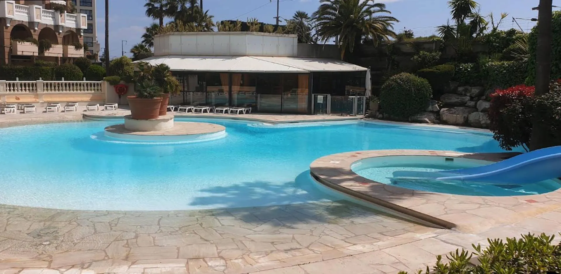 Beautiful Apartment With Sea View In Cannes 5 Pers France