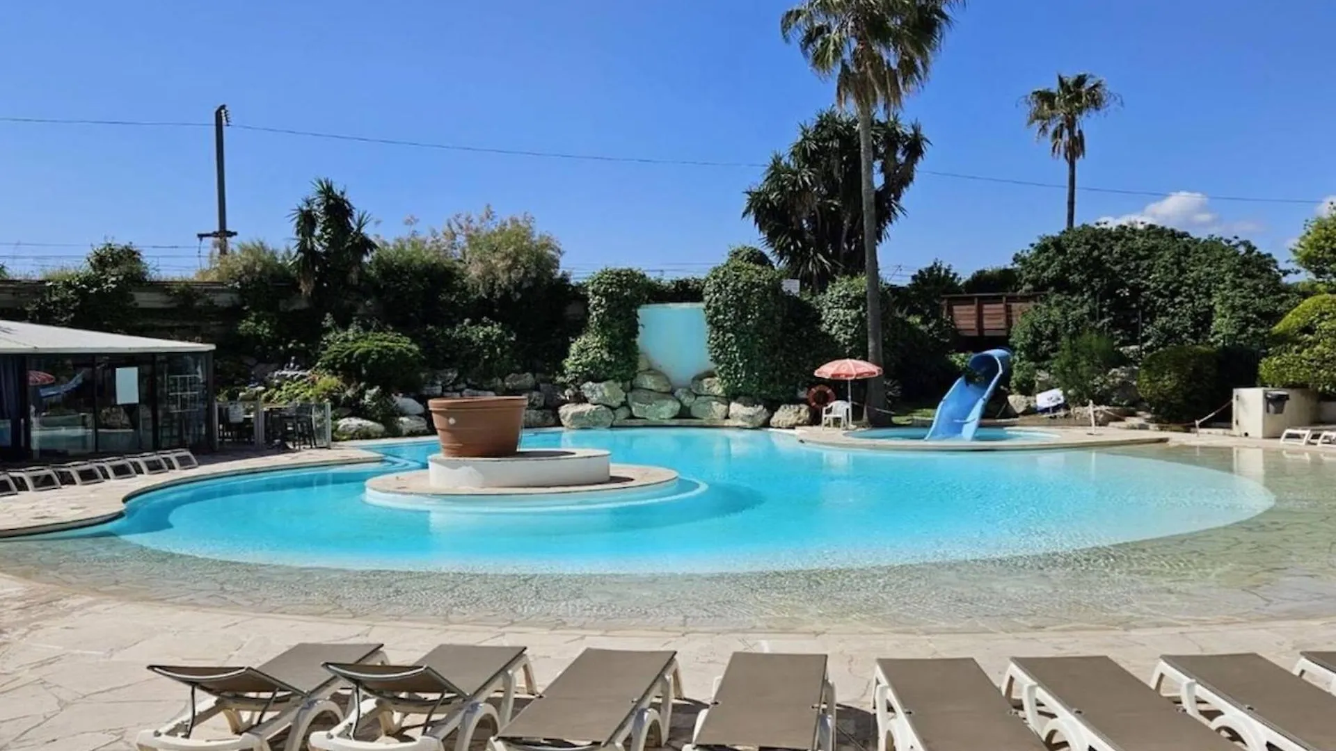 Beautiful Apartment With Sea View In Cannes 5 Pers