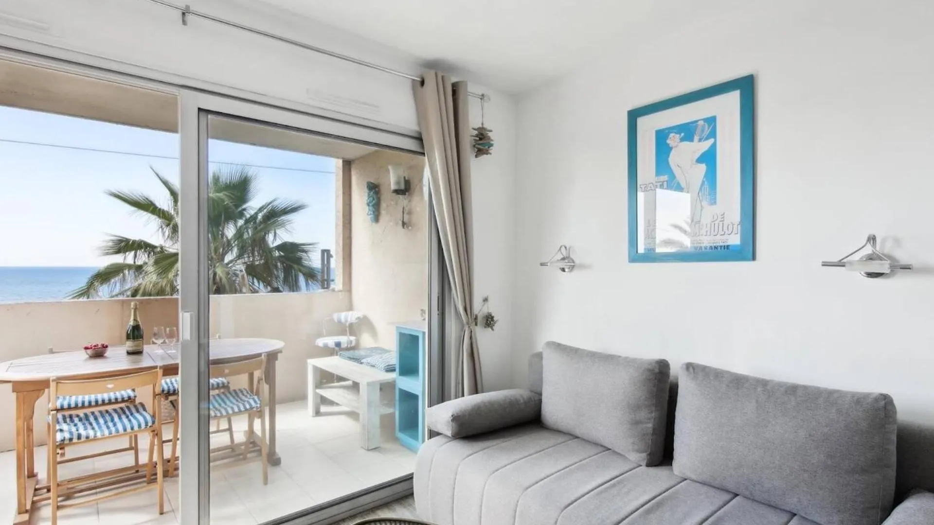 Beautiful Apartment With Sea View In Cannes 5 Pers 0*,  France